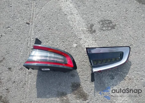 2019 Dodge Charger Scat Pack Rwd z USA, uszkodzony, nr VIN 2C3CDXGJ8KH604763